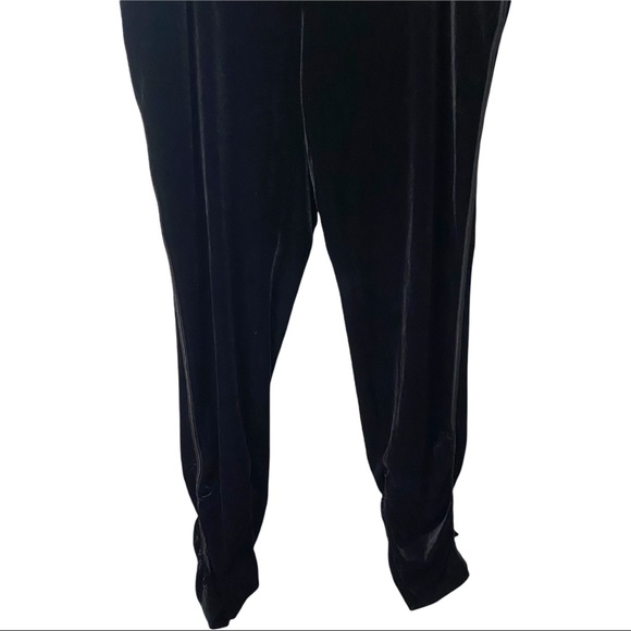 Juicy Couture Ruched Velvet Jogger Pants (XL) - Picture 6 of 10